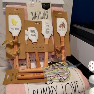 Rae Dunn. SPRING/EASTER BUNDLE OF 7 ITEMS